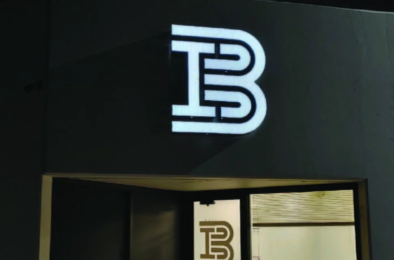 Exterior Signs & <b>GRAPHICS</b>